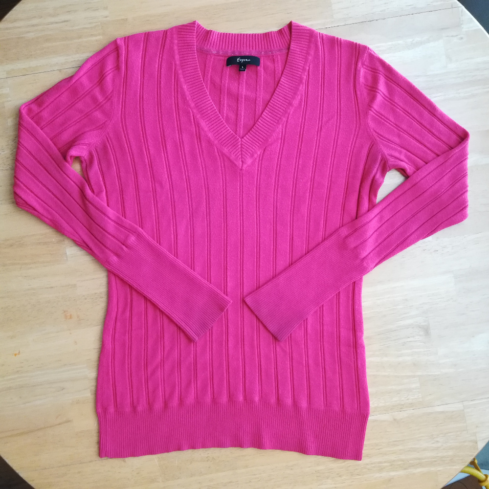 Express Large Pink Fuschia Sweater V Neck Cable Kn